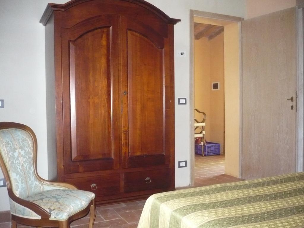 ريباربيلا Casa Vacanze "Casale Al Pino" المظهر الخارجي الصورة