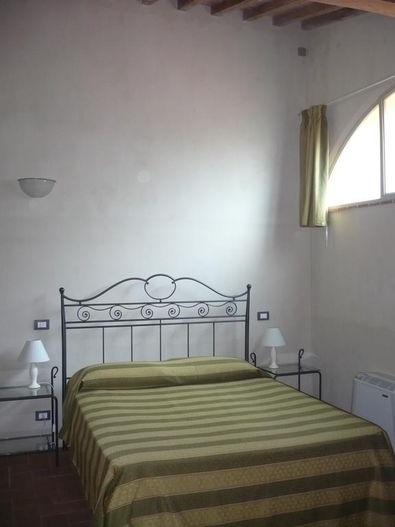 ريباربيلا Casa Vacanze "Casale Al Pino" المظهر الخارجي الصورة