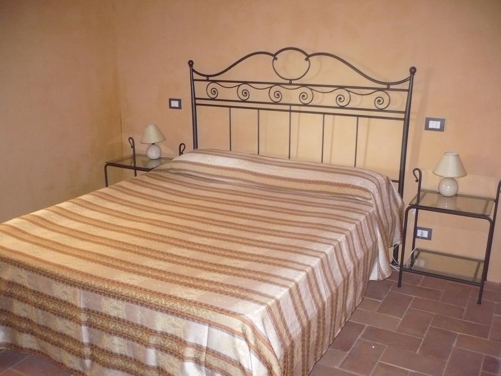 ريباربيلا Casa Vacanze "Casale Al Pino" المظهر الخارجي الصورة