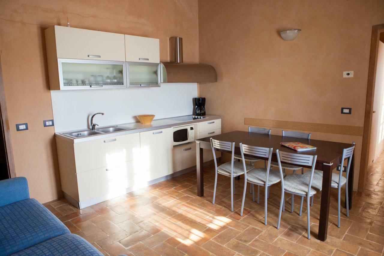 ريباربيلا Casa Vacanze "Casale Al Pino" المظهر الخارجي الصورة