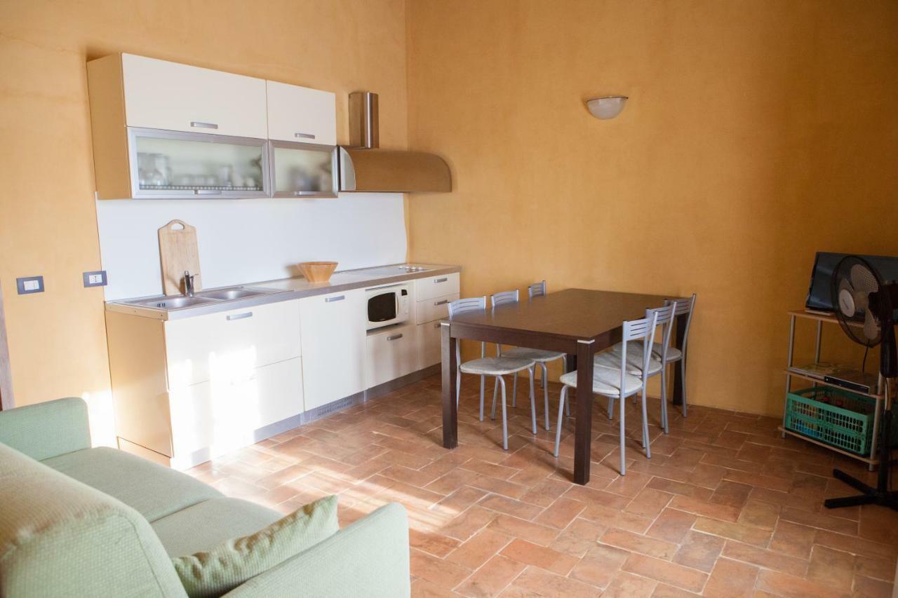 ريباربيلا Casa Vacanze "Casale Al Pino" المظهر الخارجي الصورة