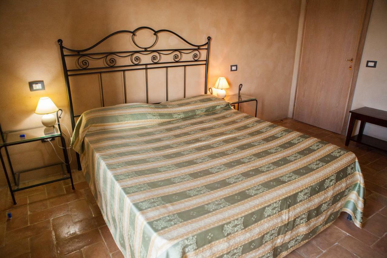 ريباربيلا Casa Vacanze "Casale Al Pino" المظهر الخارجي الصورة